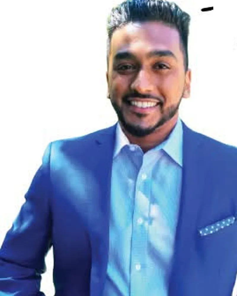 Antonio Valentine, Sales Representative